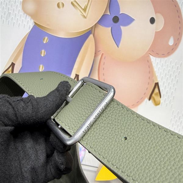 2026120182257789 270